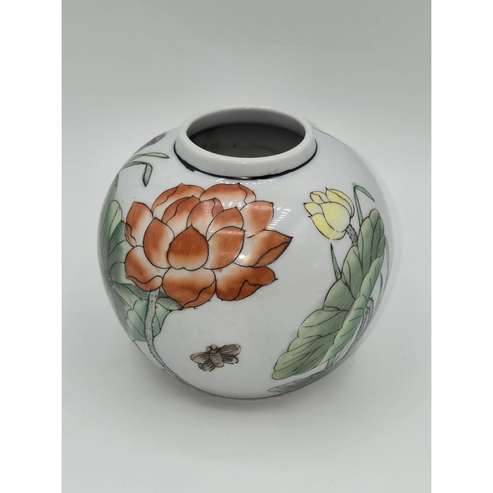 Vintage Toyo Hand Painted Lotus Bud Vase‎ Dragonfly Porcelain 3.5"
